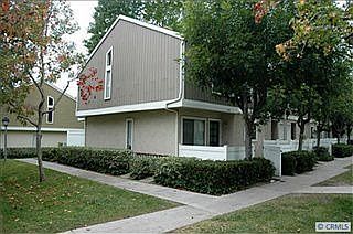 1st image of 100 Birchwood Ln