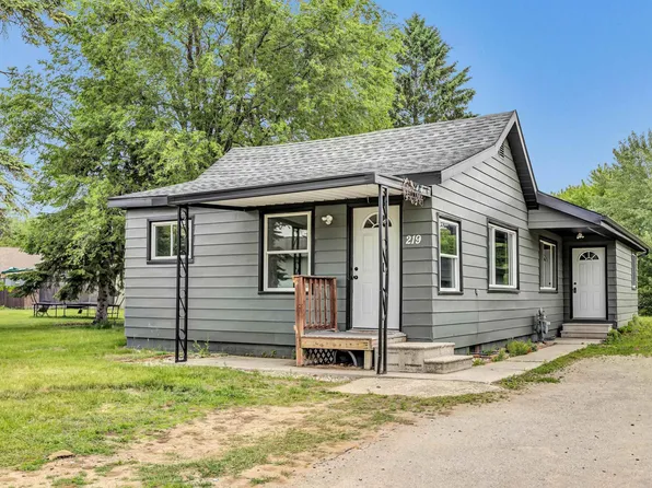 219 Pine Ave, Oconto, WI 54153