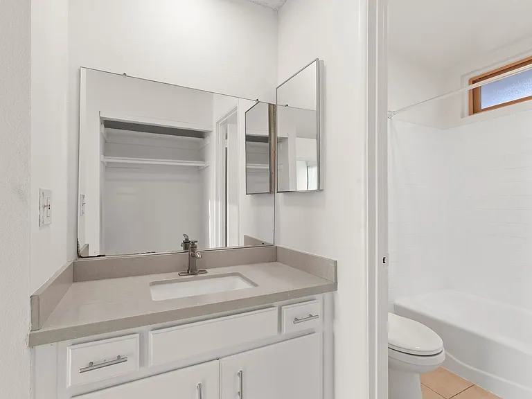 (AN/FE/YO:B) 4610 Natick Avenue — Photo 12