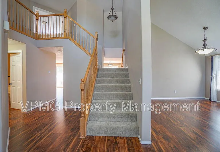 7205 NE 159th Ave — Photo 4