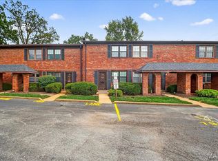 7910 Royal Arms Ct, Saint Louis, MO