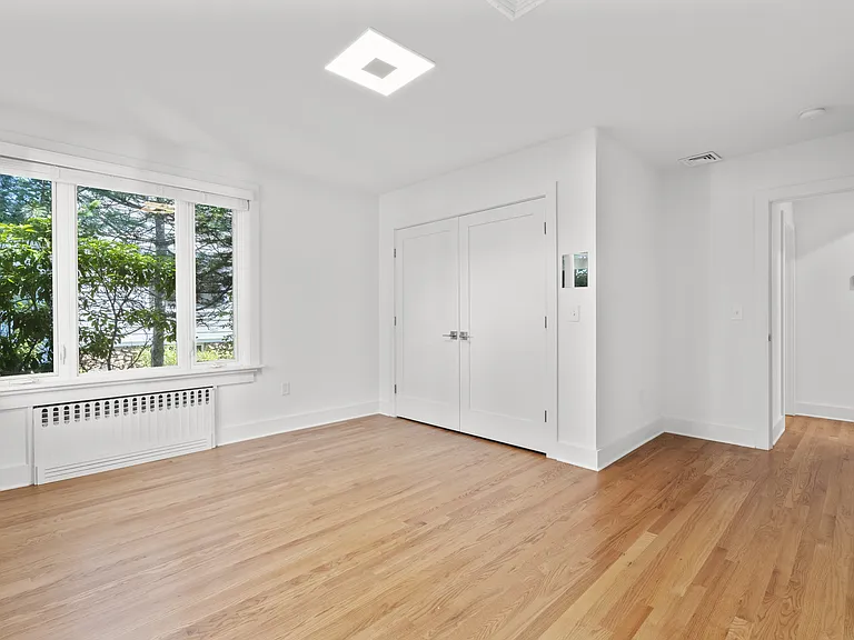 25 Crescent Bluff Ave — Photo 22