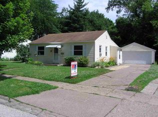 3726 11th Ave, Moline, IL 61265