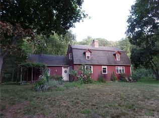 566 Devotion Rd, Scotland, CT 06330