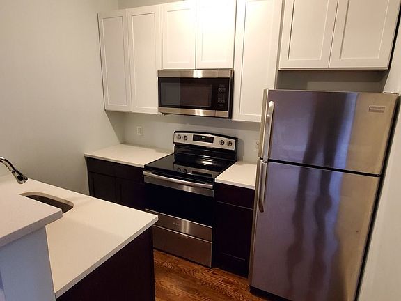 3rd image of 237 W 136th St #3F