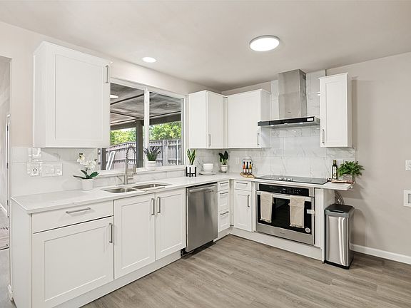 5th image of 5202 Chestnut Pl