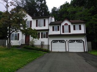 62 Amanda Cir, Windsor, CT 06095