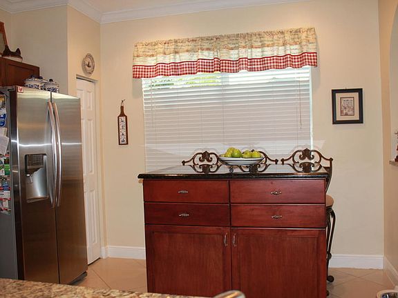Home For Sale In Lake Forest Pointe