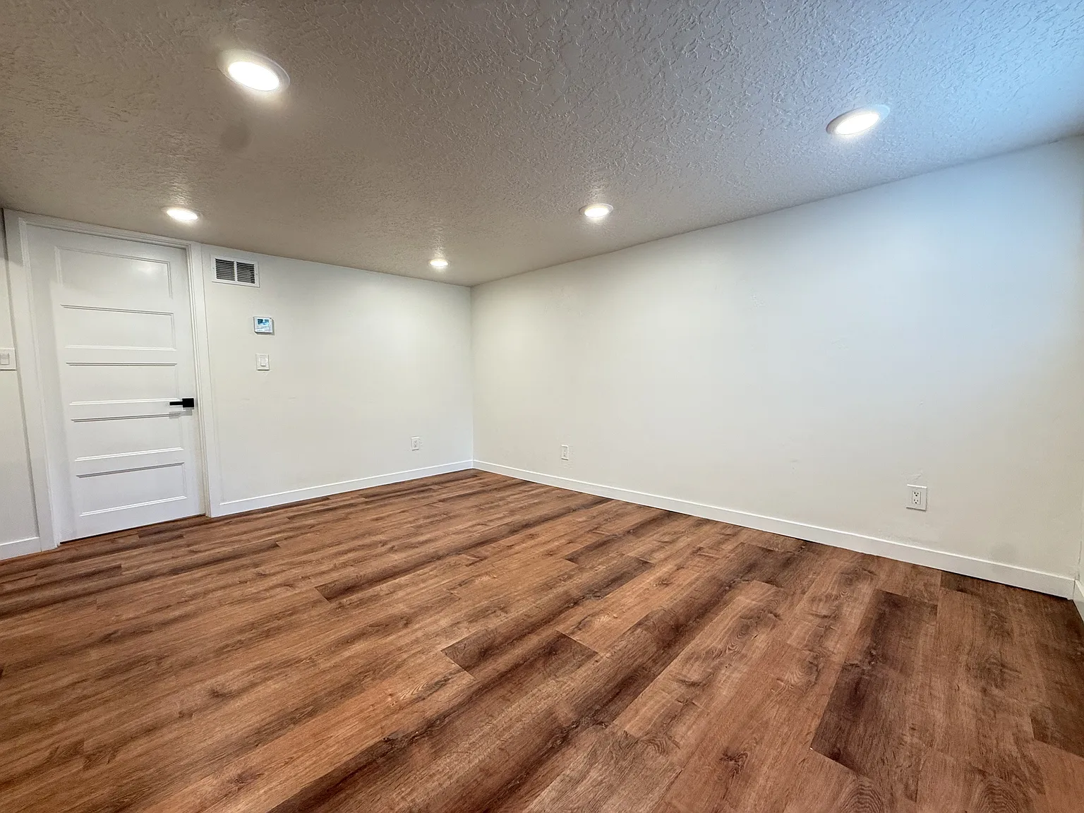 563 Denver Street - 1 — Photo 2