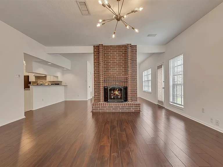 6 Green Slope Pl — Photo 7