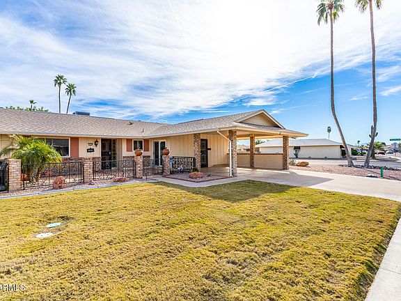 3rd image of 10439 W KINGSWOOD Circle