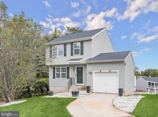 13 Al Hannah Cir, Baltimore, MD 21208