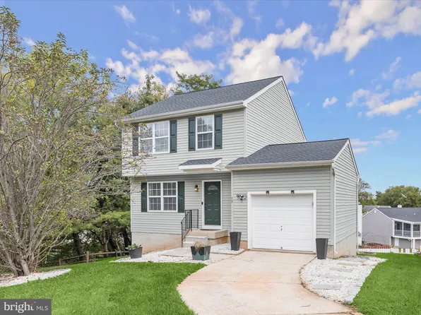 13 Al Hannah Cir, Baltimore, MD 21208