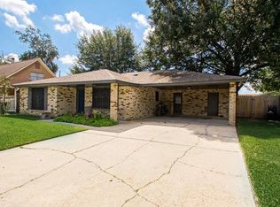 5053 Willowtree Rd, Marrero, LA 70072