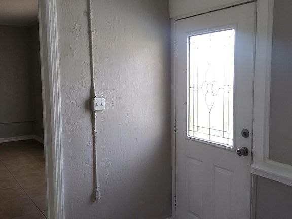2nd image of 530 Quincy St