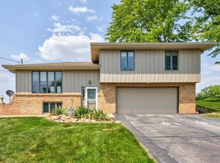 20490 Cardinal Ln, Council Bluffs, IA 51503