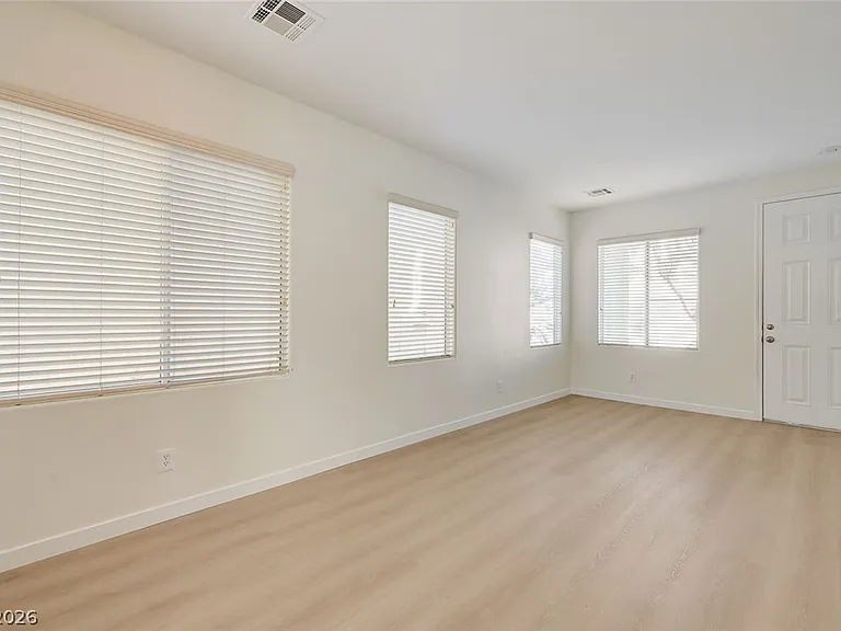 5389 Encino Springs Ave — Photo 8