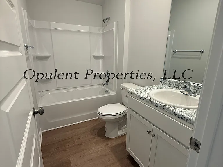 179 Olde Hearth Rd — Photo 8