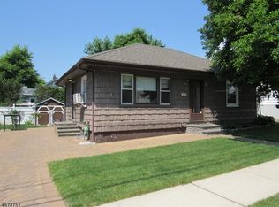 17 Hanson Ave, Fords, NJ 08863