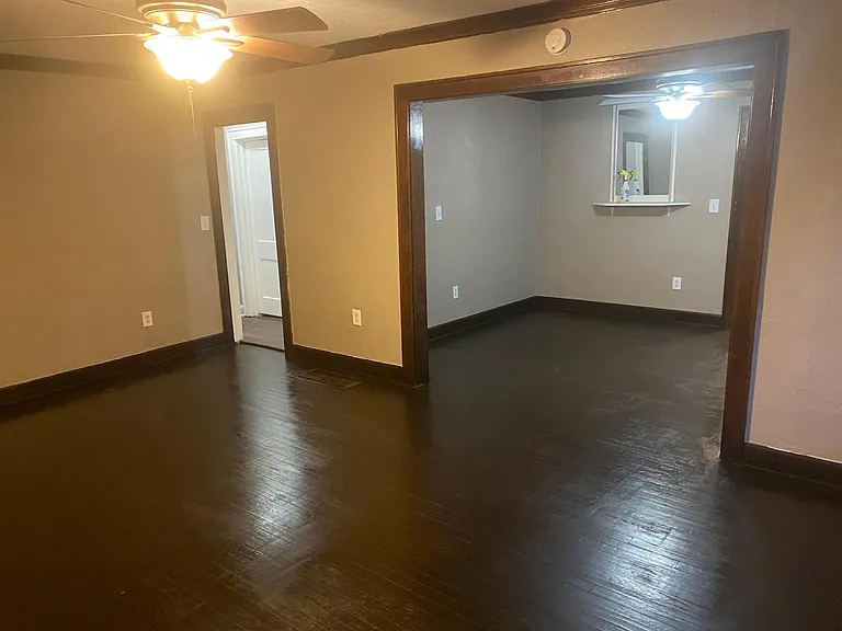 3304 Agnes Ave #DOWNSTAIRS — Photo 11