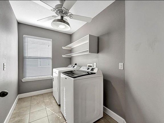 2nd image of 11927 Sanspereil Dr
