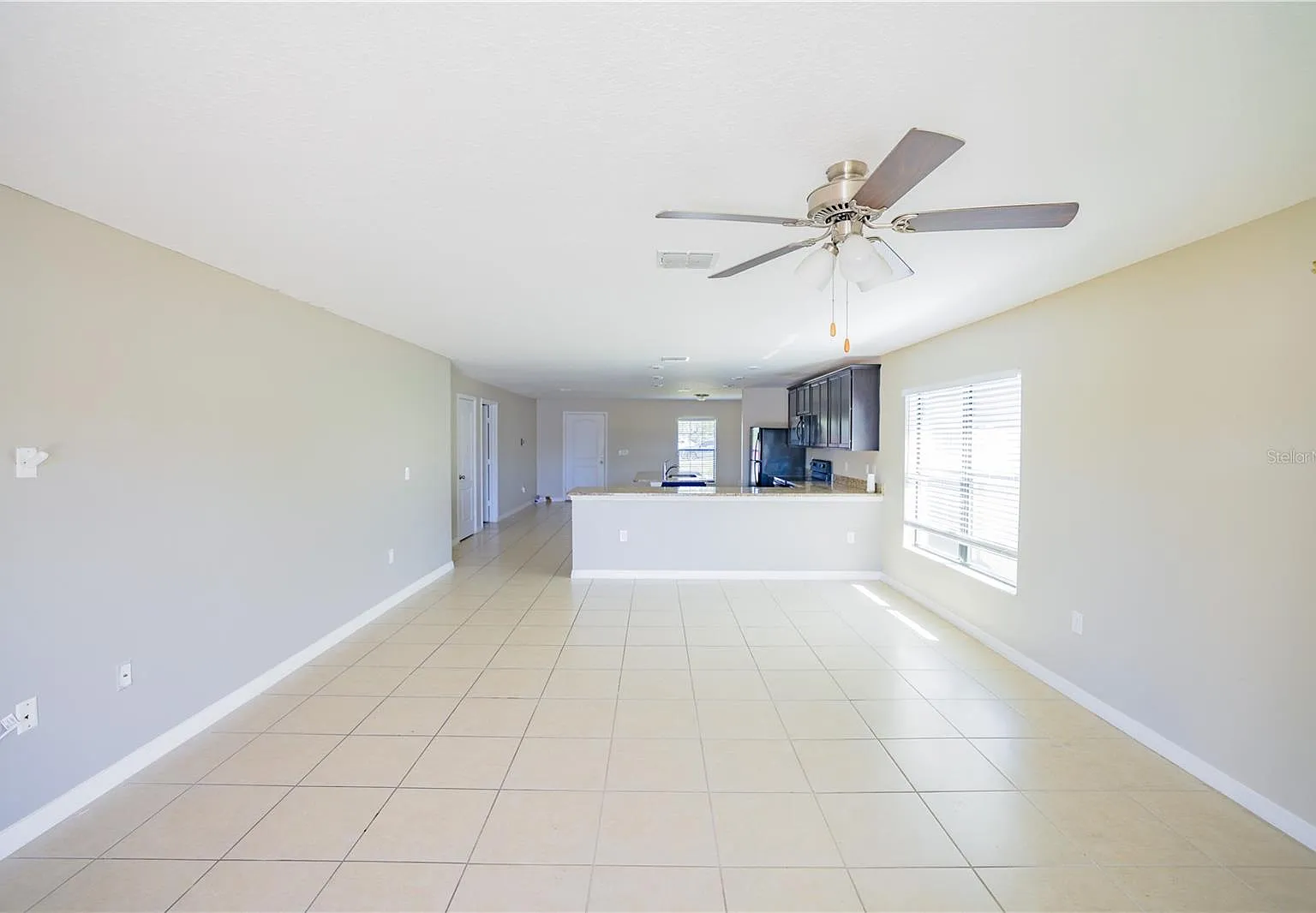 3 bed, 1708 sqft, $2,150 — Photo 3