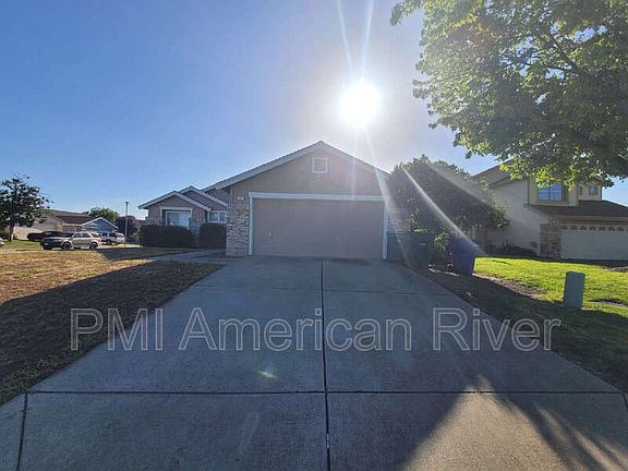 2nd image of 1 Sorbell Ct