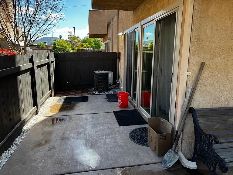 1380 E Washington Ave #40 — Photo 28