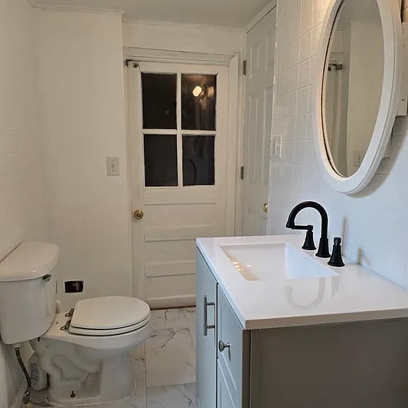 21411 Collingham Ave — Photo 17
