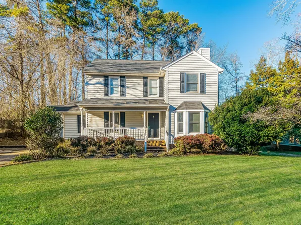 812 Sanderson Dr, Durham, NC 27704