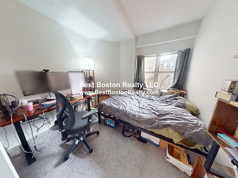 175 Beacon St #102 — Photo 4