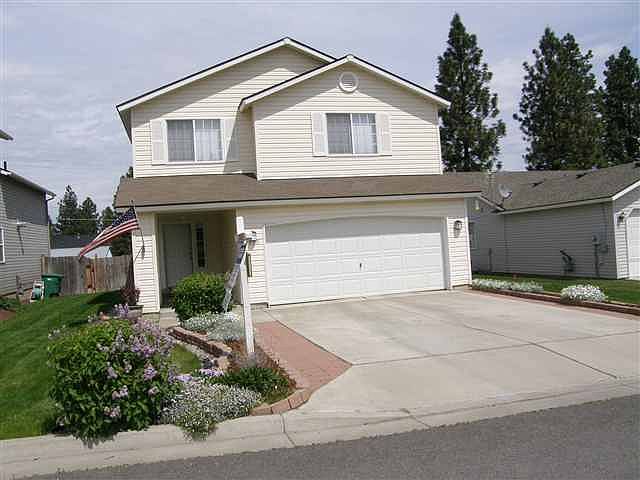 1st image of 4419 E 16th Ave