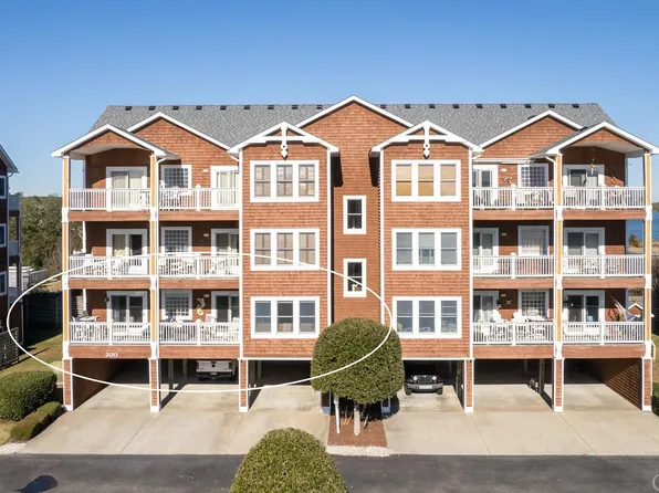 201 N Bay Club Dr, Manteo, NC 27954