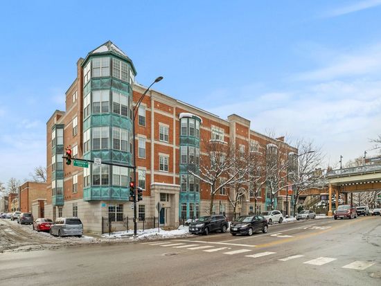1801 W Addison St APT 1E, Chicago, IL 60613