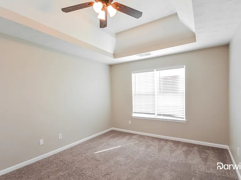395 Spring Lake Ter — Photo 8