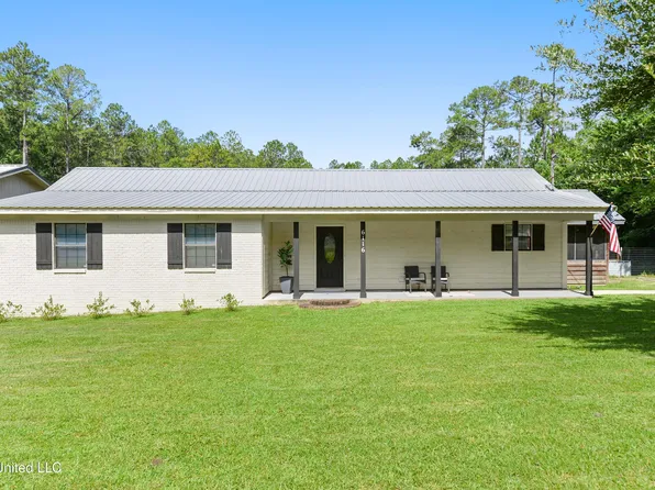 6116 Juniper Dr, Vancleave, MS 39565