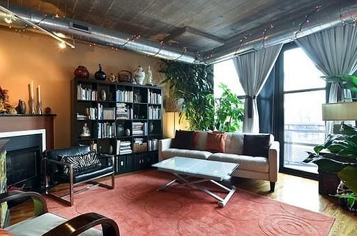 3rd image of 1151 W 15th St #234