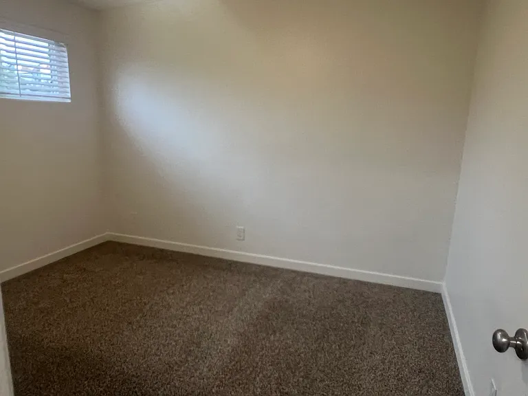 Northpoint Apartments — Photo 14