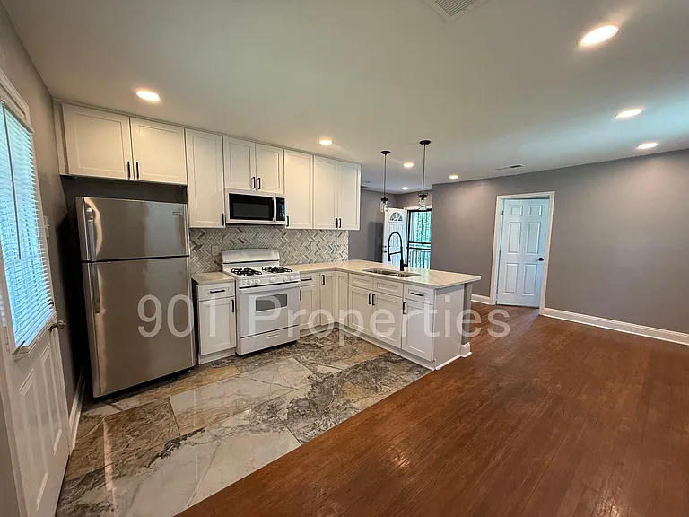1096 McEvers Rd — Photo 3