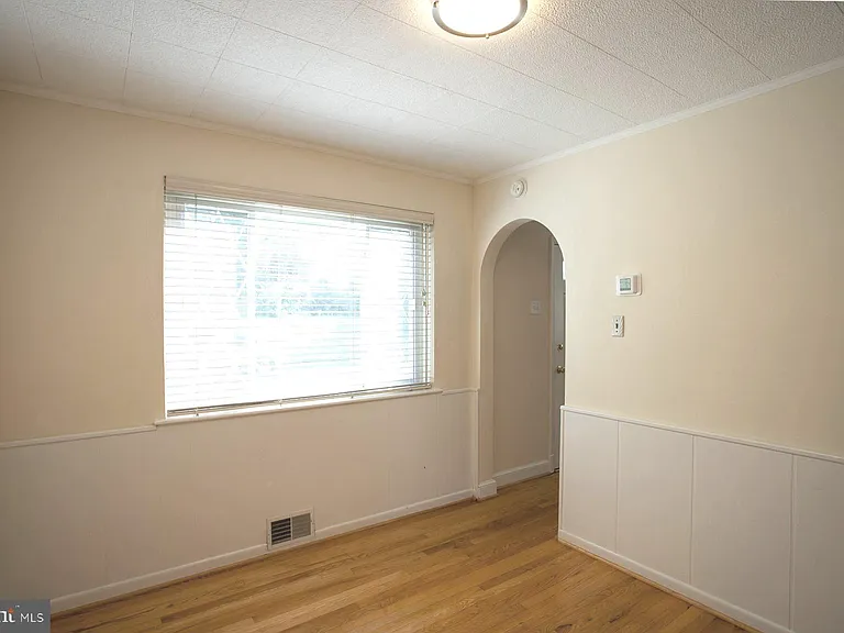 5915 Ryland Dr — Photo 9