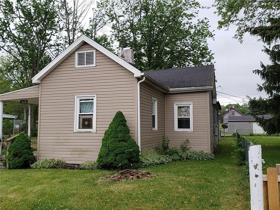 2nd image of 313 4th St
