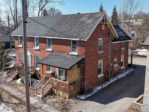 203 Canice St, Orillia, ON L3V 4J1