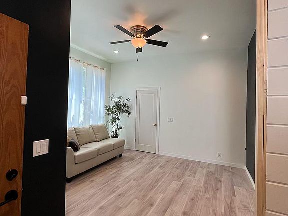 3rd image of 2145 S 33rd St #1/2