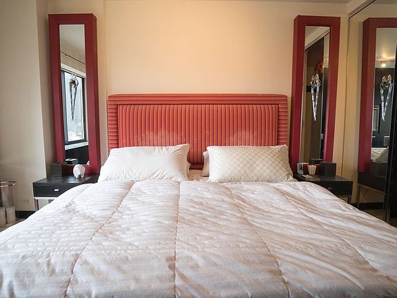 4th image of 200 E 61st St APT 8D