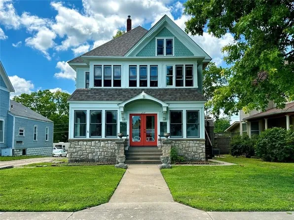 217 W Main St, Chanute, KS 66720