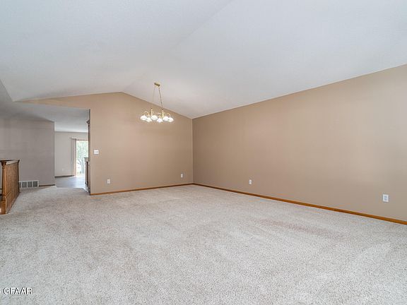 4th image of 2619 S 35th St