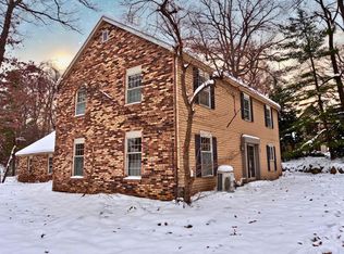 17044 Shandwick Ln, Granger, IN 46530