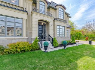 225 Prince George Cres, Oakville, ON L6L0G5