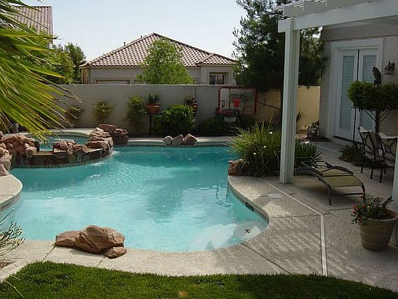 3rd image of 10212 Huxley Cross Ln
