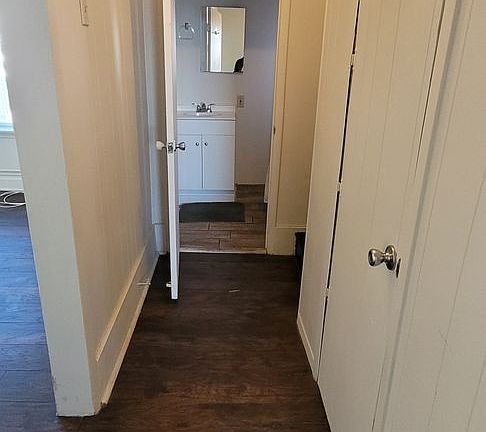 5th image of 2232 Milligan Ave #2